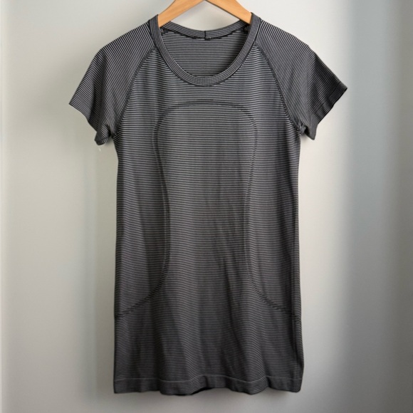 lululemon athletica Tops - lululemon swiftly short sleeve stripe